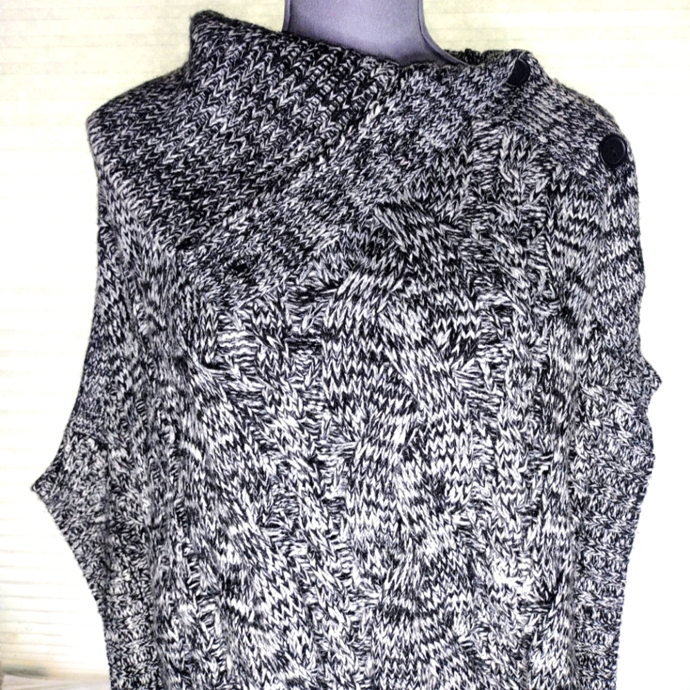 525 America Cable Knit Belted Poncho Cowl Neck Sweater Charcoal L/XL - Picture 15 of 15